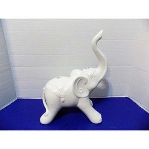 NEW Good Luck Elephant Figurine Zen Asian Hindu  Home Decor
